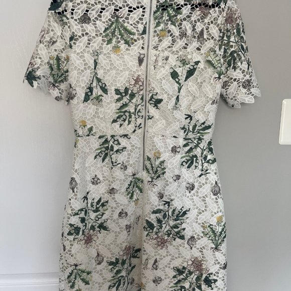 White Lace Engagement Dress or Bridal Shower Dress - Picture 2 of 2